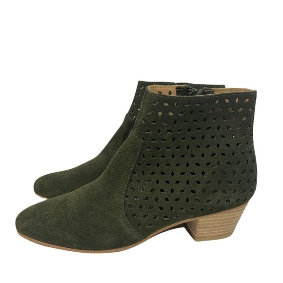 - NWOB Soludos Olive Green Lola Perforated Suede Block Heel Bootie Anthropologie - Picture 5 of 12